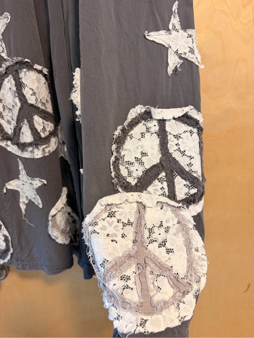 Bohemian Wide-Leg Cropped Pants w/ Peace Signs ☮️ Stars ⭐️ Charcoal - sz small - Picture 2 of 9